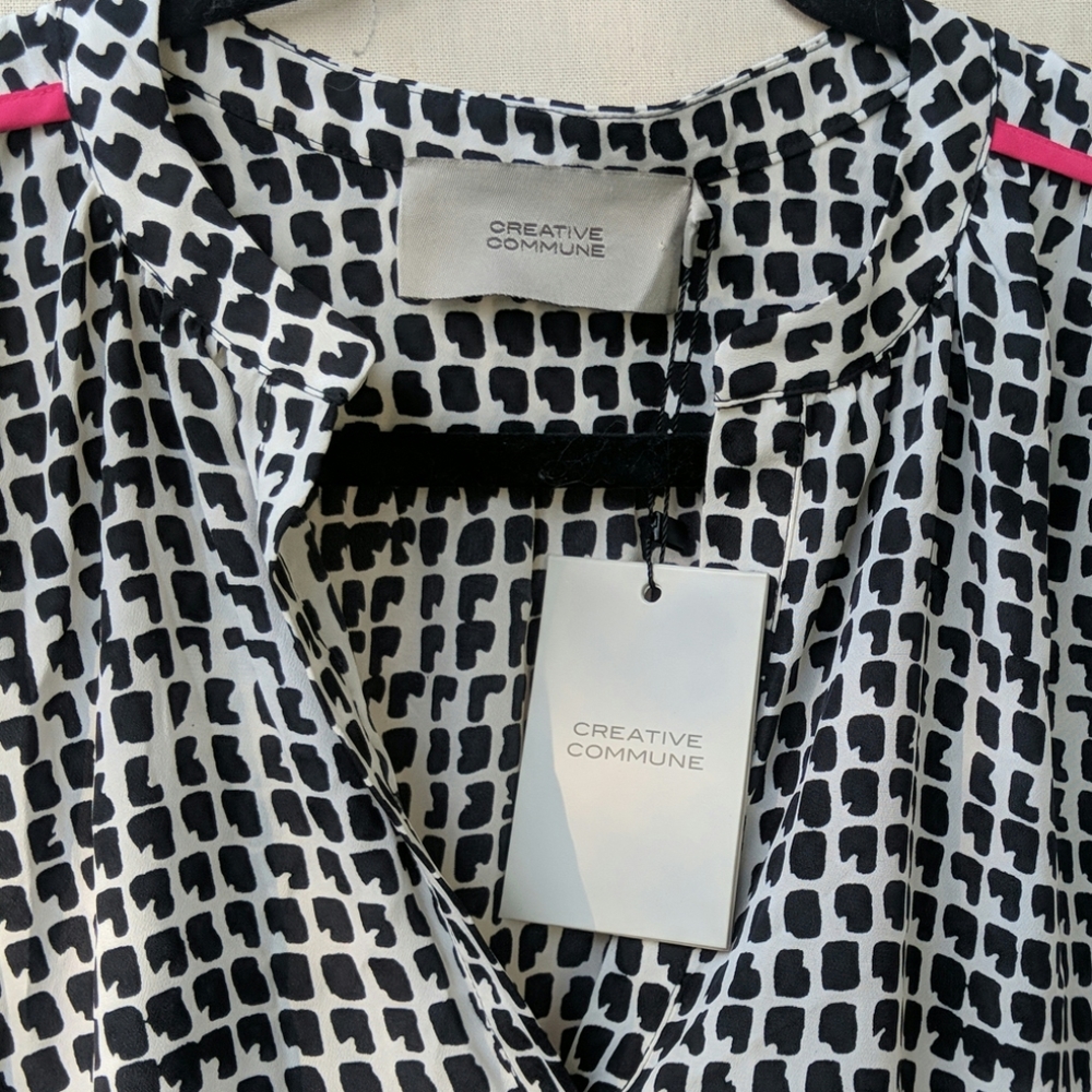 CREATIVE COMMUNE Sleeveless Top  - NWT